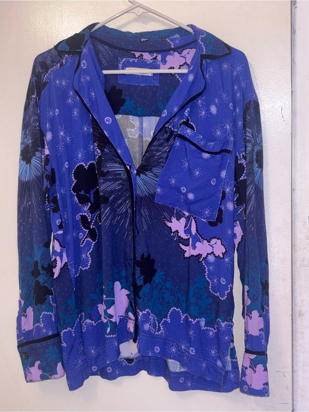 Women's Blue Floral Button-Front long sleeve shirt